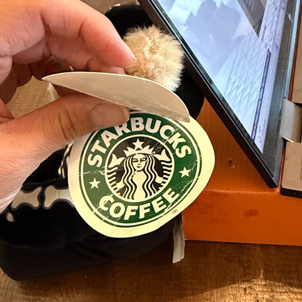 Starbucks Halloween skeleton bear 7th edition glow in the dark - Picture 3 of 9